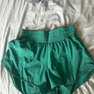 Lululemon Hotty Hot shorts 2.5” Green Women's Shorts NWOT
